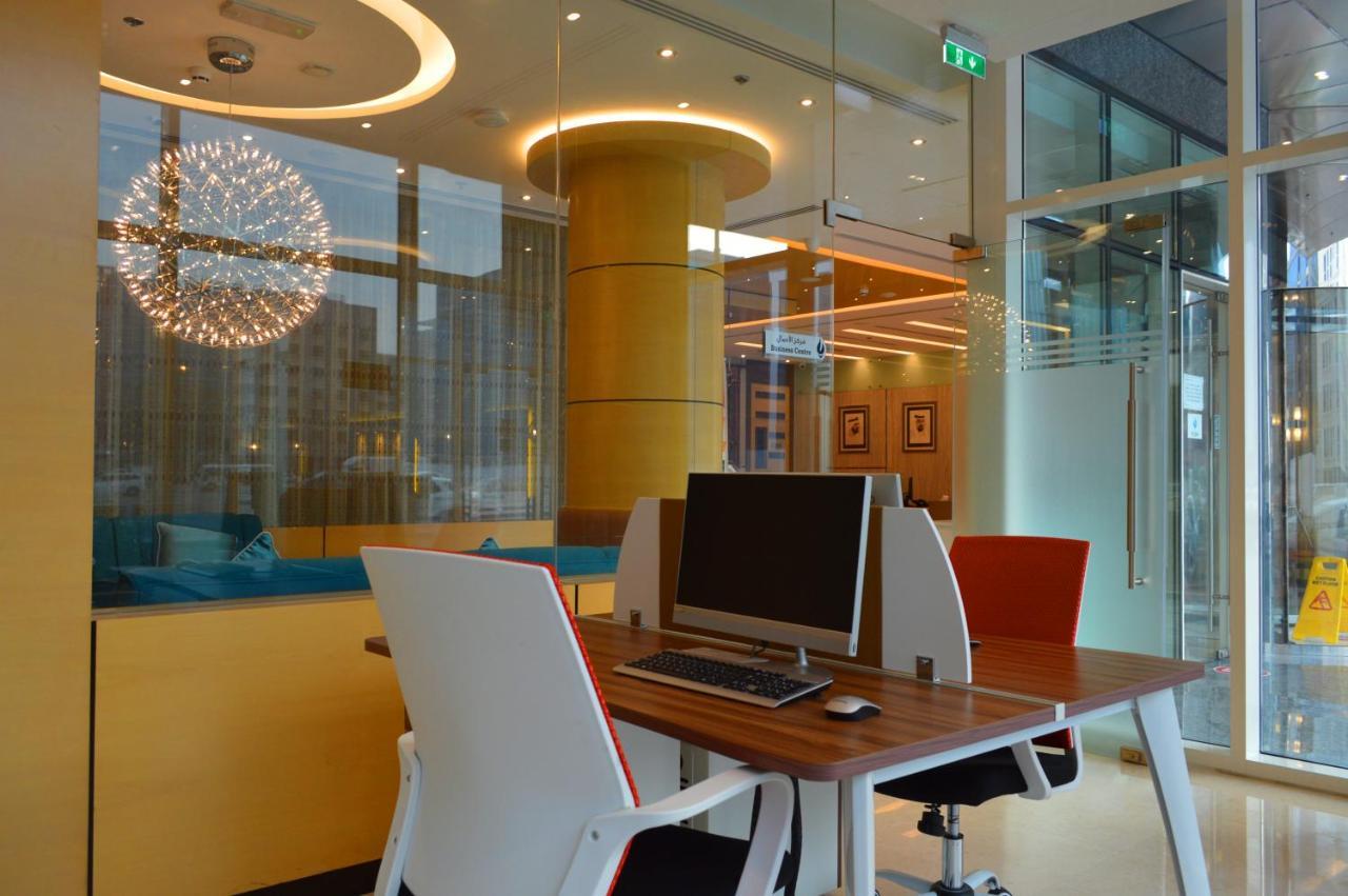 Tulip Al Barsha Hotel Apartment Dubai Exterior foto